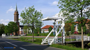 Blick auf die Hoffnungskirche Westrhauderfehn